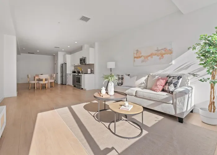 Stylish Westwood Apartment - Steps From Ucla 1 Bedroom 1 Bah