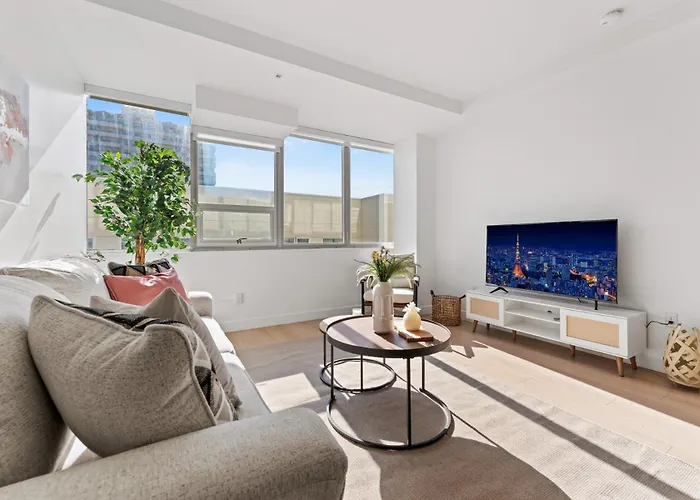 Stylish Westwood Apartment - Steps From Ucla 1 Bedroom 1 Bah